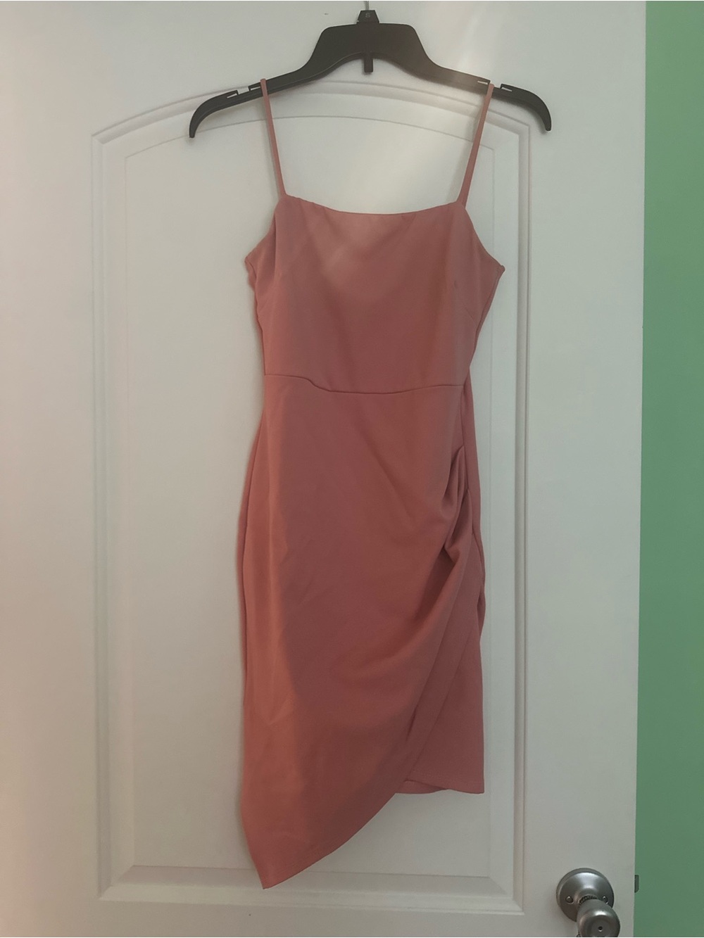 Sleeveless Spaghetti-Strap Midi Dress in Dusty Rose
